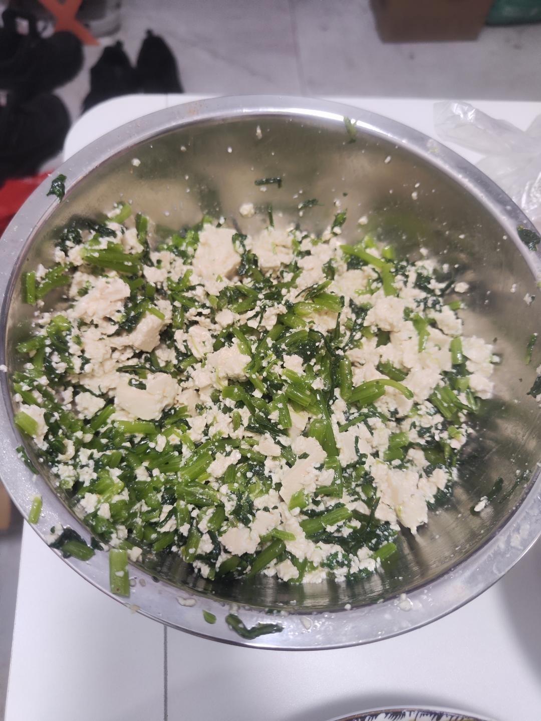 白吃不腻的家常菜-茼蒿拌豆腐