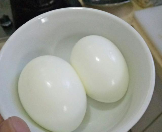 简单又节能的水煮蛋的做法