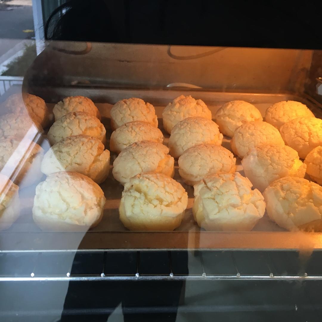 十分美味的酥皮泡芙