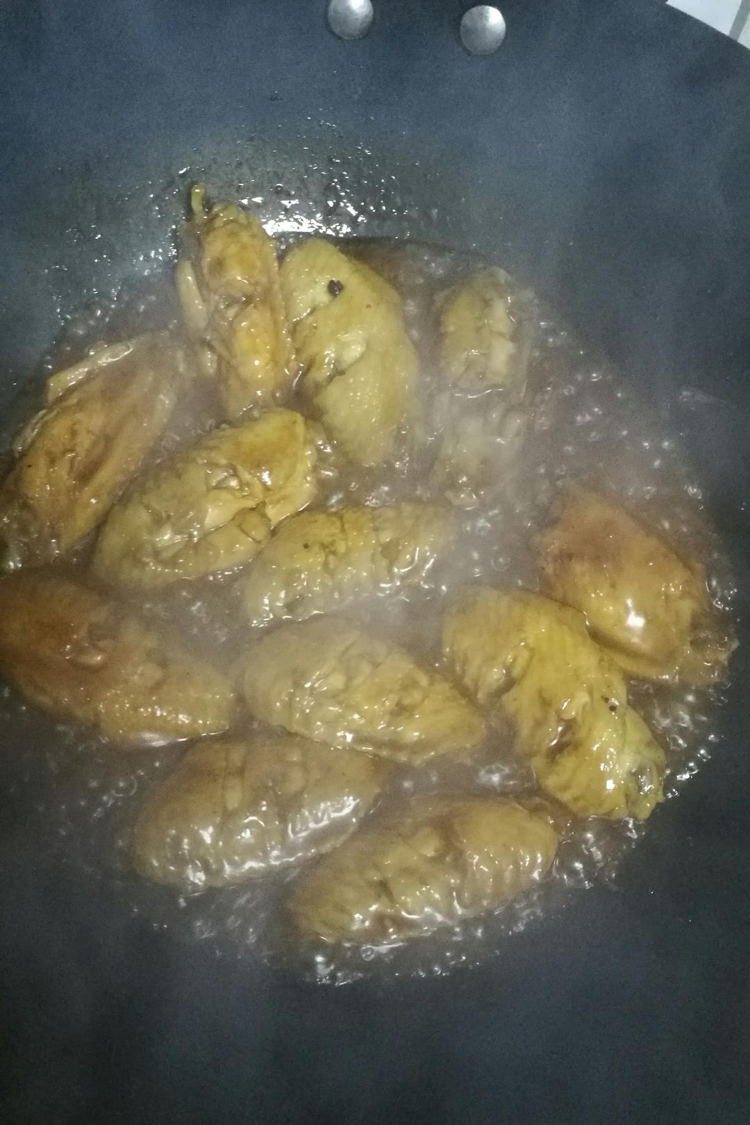 蒜香蚝油鸡翅中