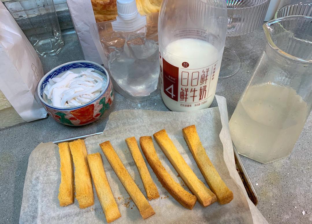 纯奶手撕吐司的做法 步骤1
