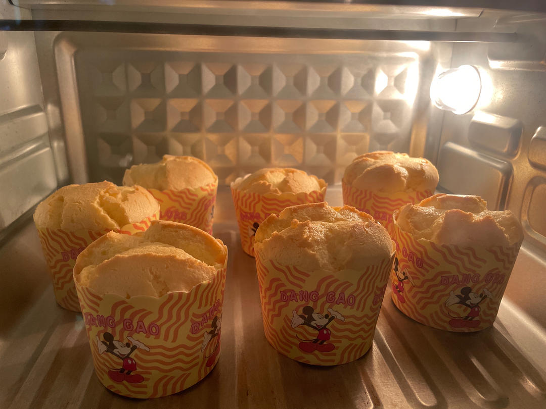 纸杯蛋糕 8寸戚风蛋糕的量