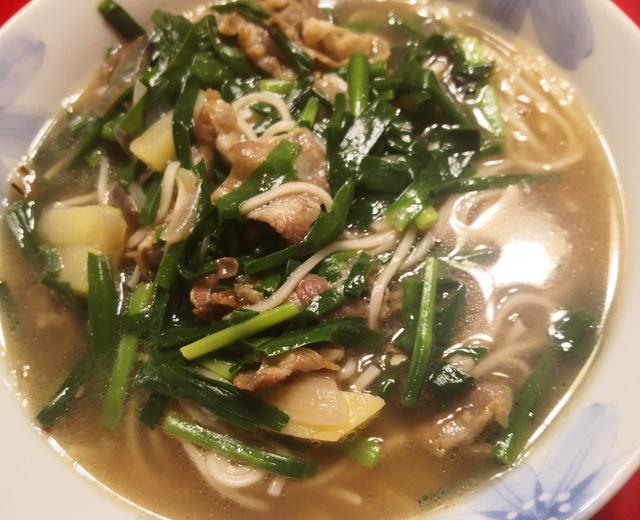 鲜香的羊肉热汤面的做法