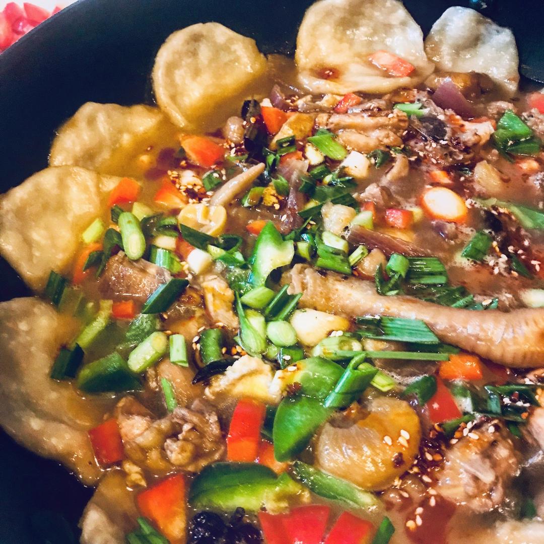 地锅鸡+自制红油【曼食慢语】