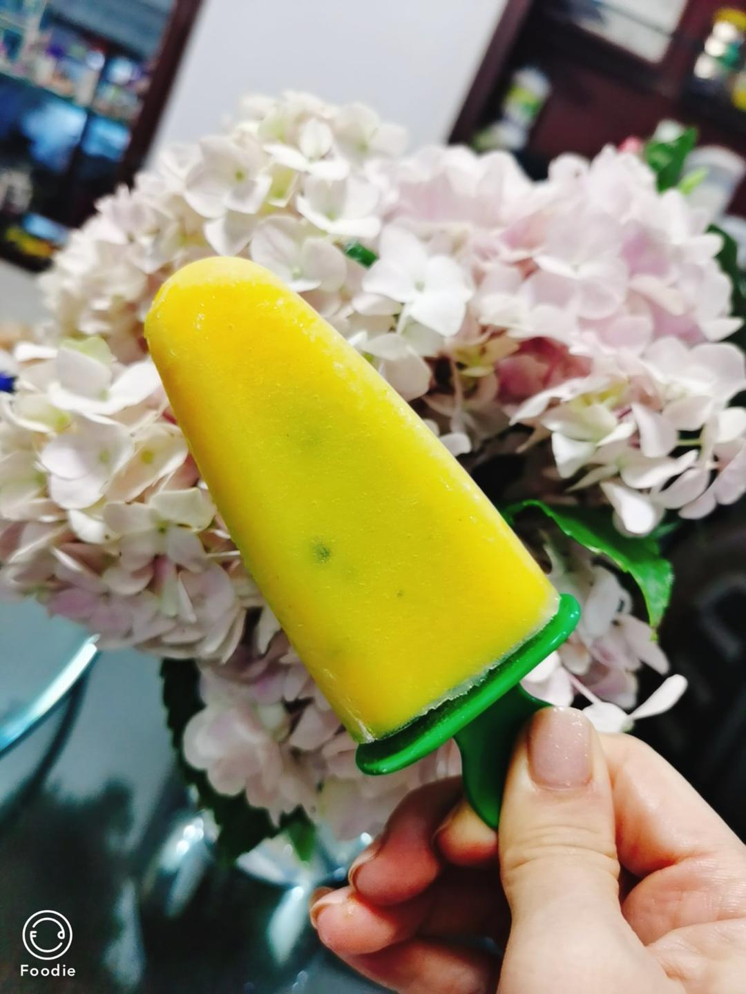百香芒果酸奶雪糕