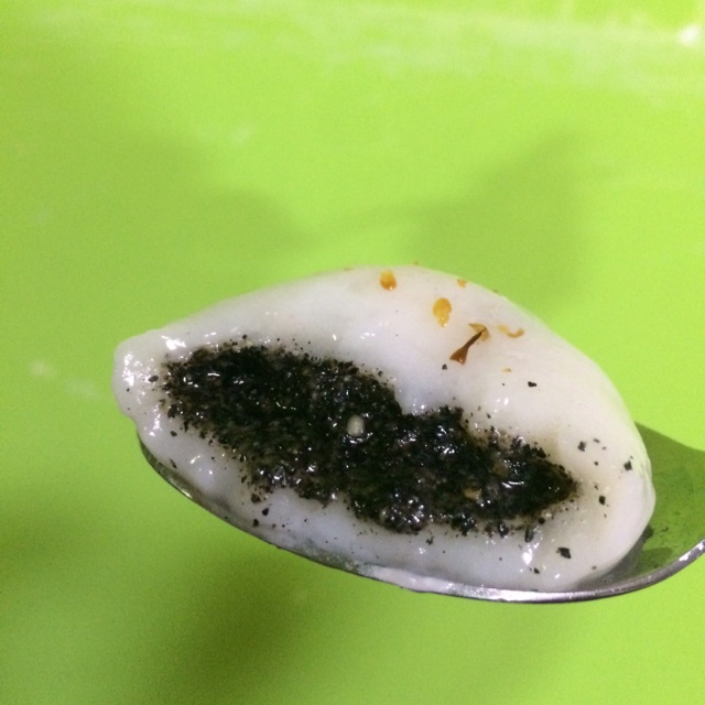 自制黑芝麻汤圆