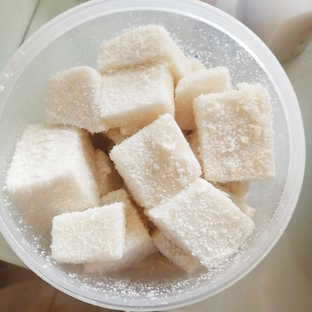 （椰浆）牛奶小方牛奶冻