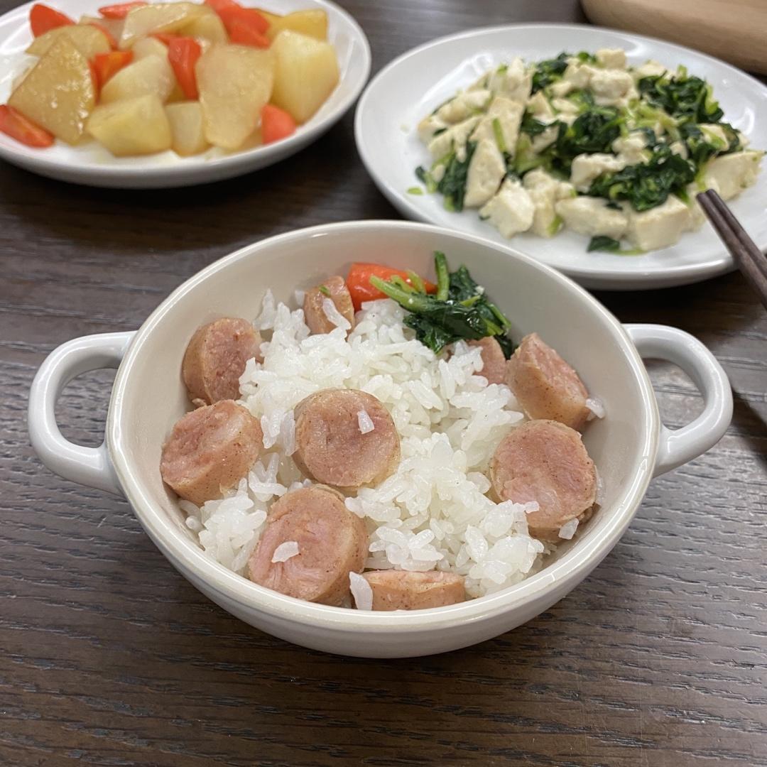 香肠蒸饭（铸铁锅）