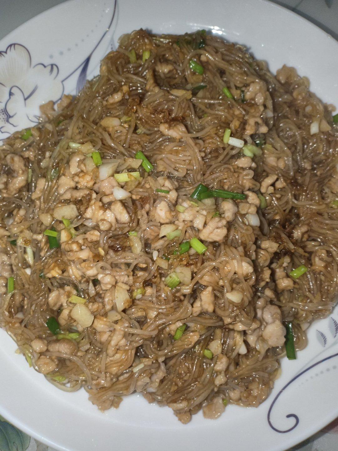 肉末炒粉丝