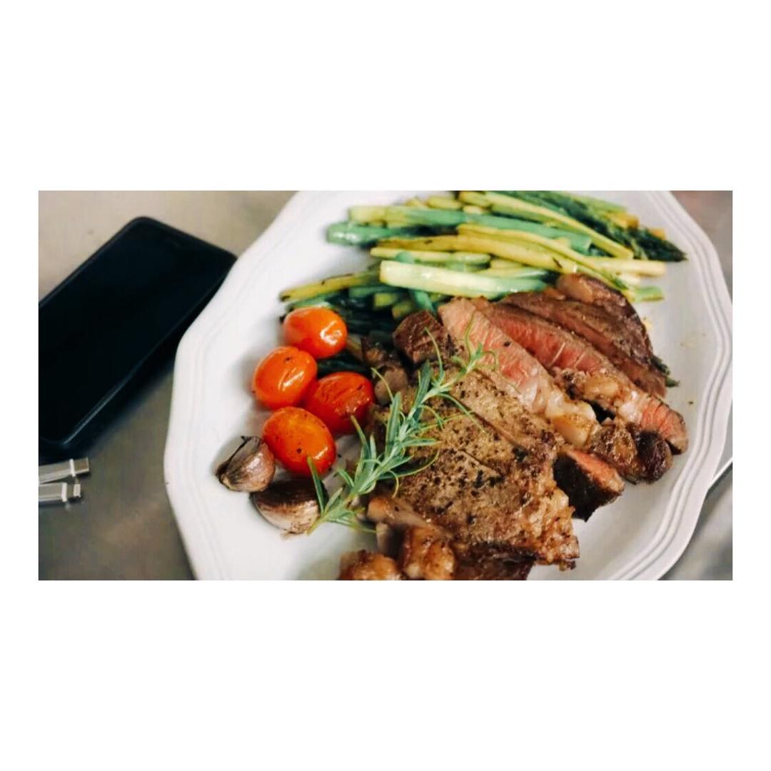 好吃到哭的煎牛排