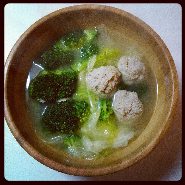 小白菜肉丸汤
