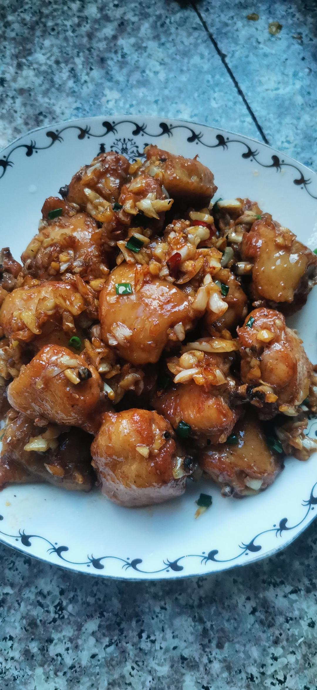 蒜香鸡翅｜孩子们的最爱