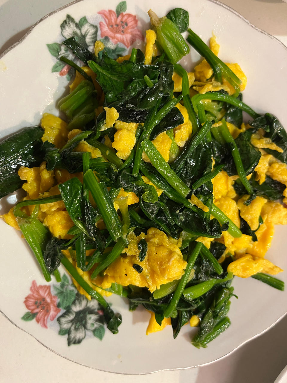 菠菜炒鸡蛋