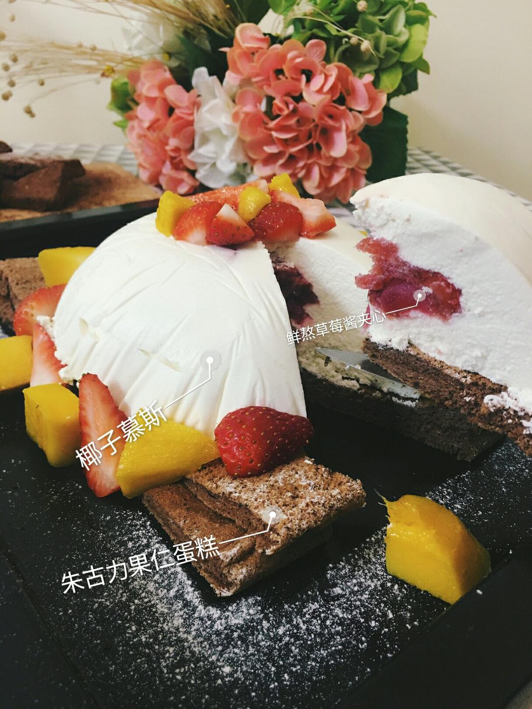 开心果慕斯配香草椰子慕斯