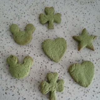 【幸福四叶草】 抹茶豆沙四叶草酥饼