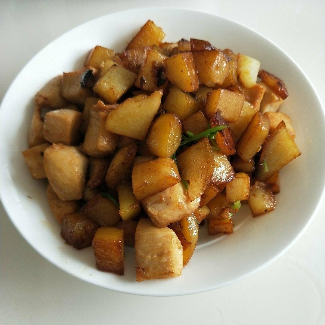 一道怎么做都好吃的干煎土豆鸡丁（红烧，咖喱，椒盐，孜然）
