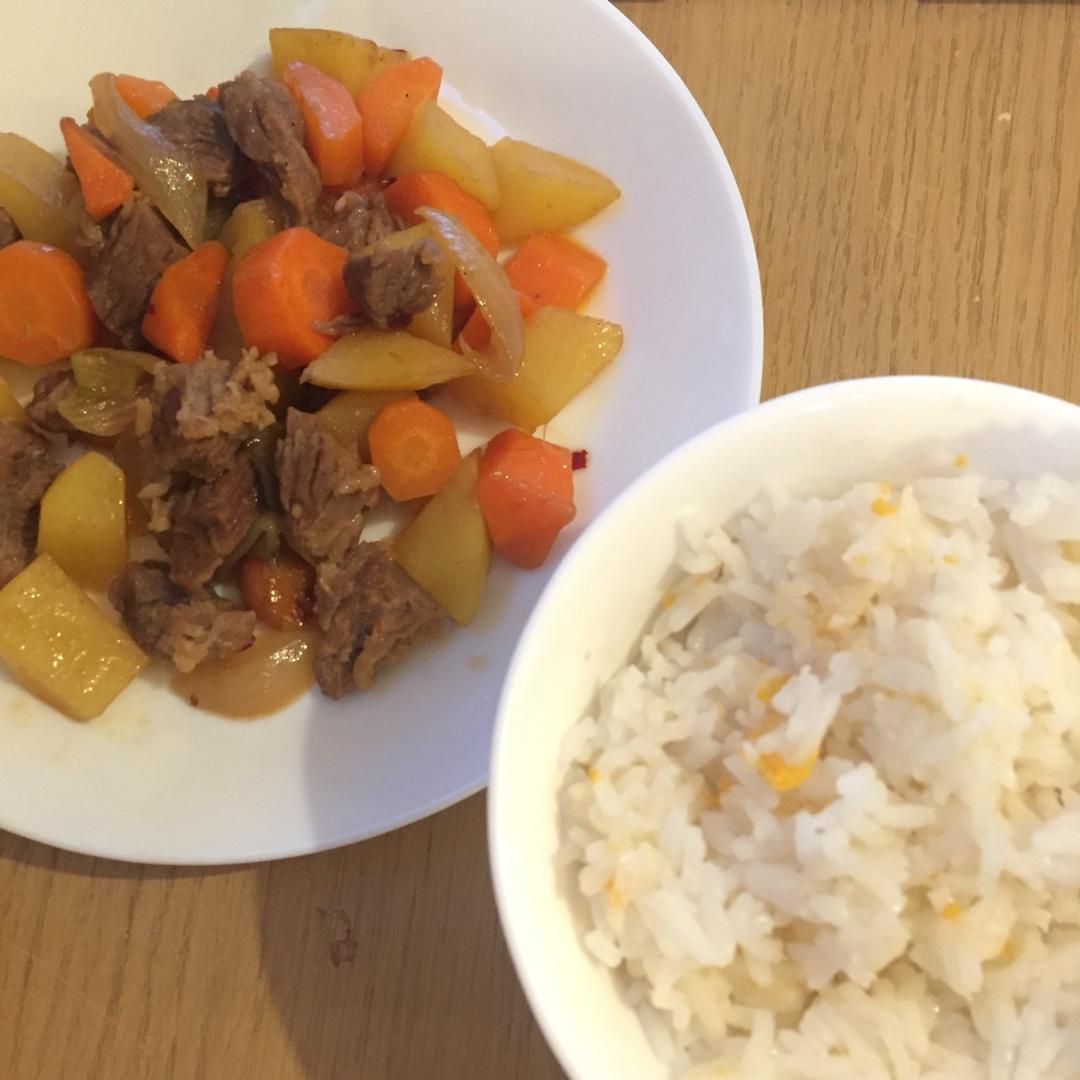 土豆烧牛肉
