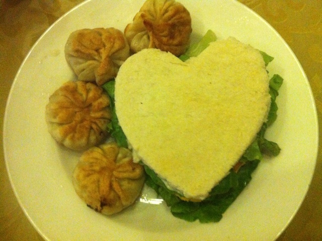 甜辣金枪鱼三明治