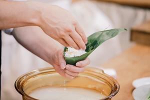 创食计 - 粽子配芥菜咸蛋汤的做法 步骤2