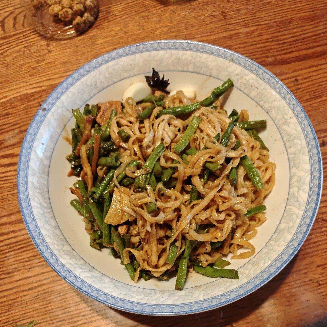 豆角焖面