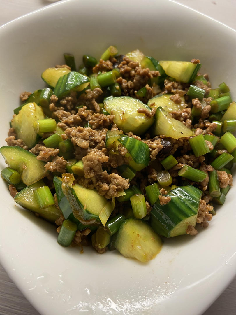 下饭菜～蒜苔肉末