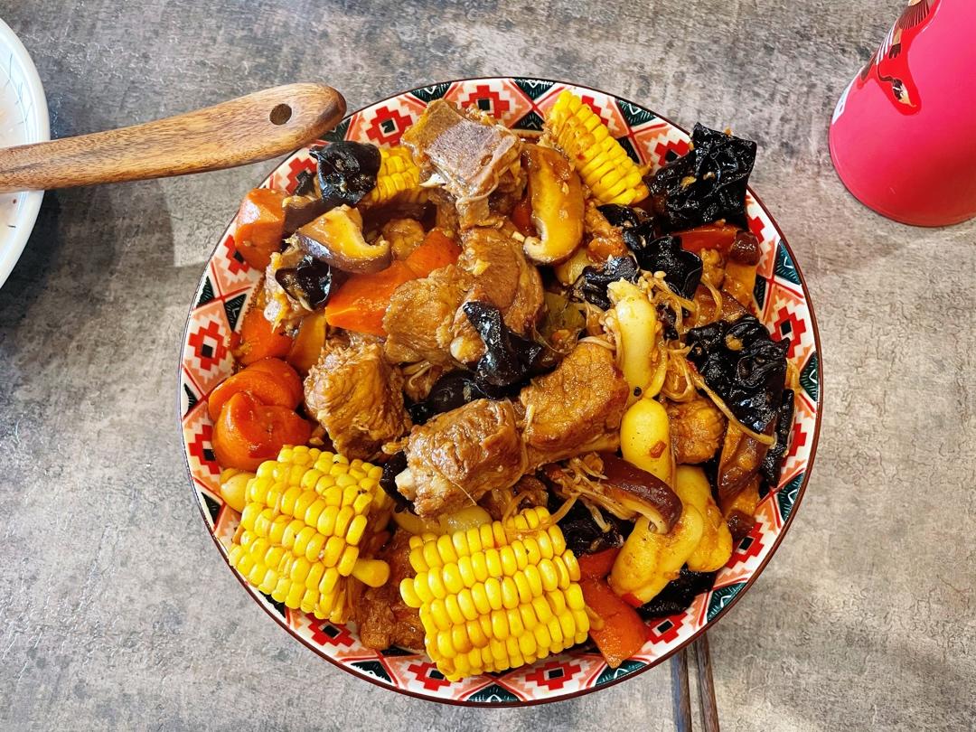 地狱排骨煲￨好吃到原地爆炸