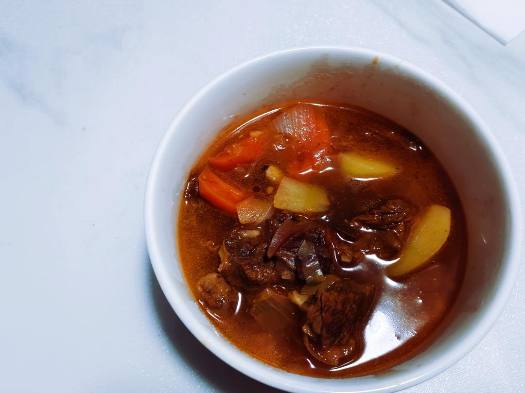 番茄土豆炖牛腩
