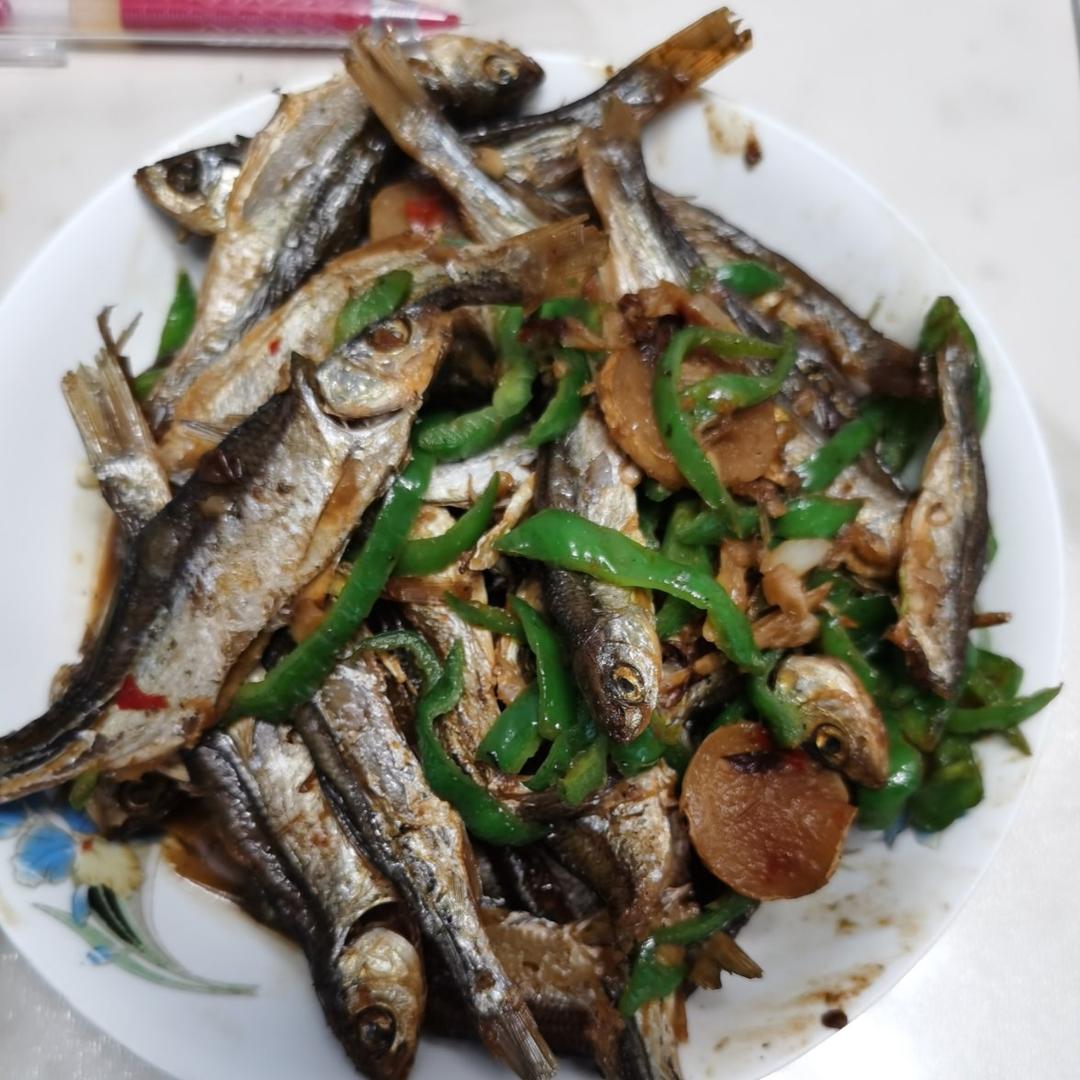 一次干掉三碗米饭的小鱼干