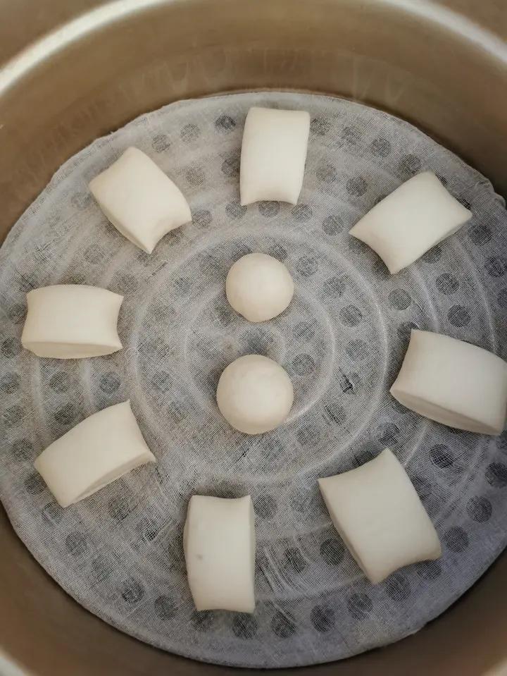 一发奶香小馒头，口感特别好！