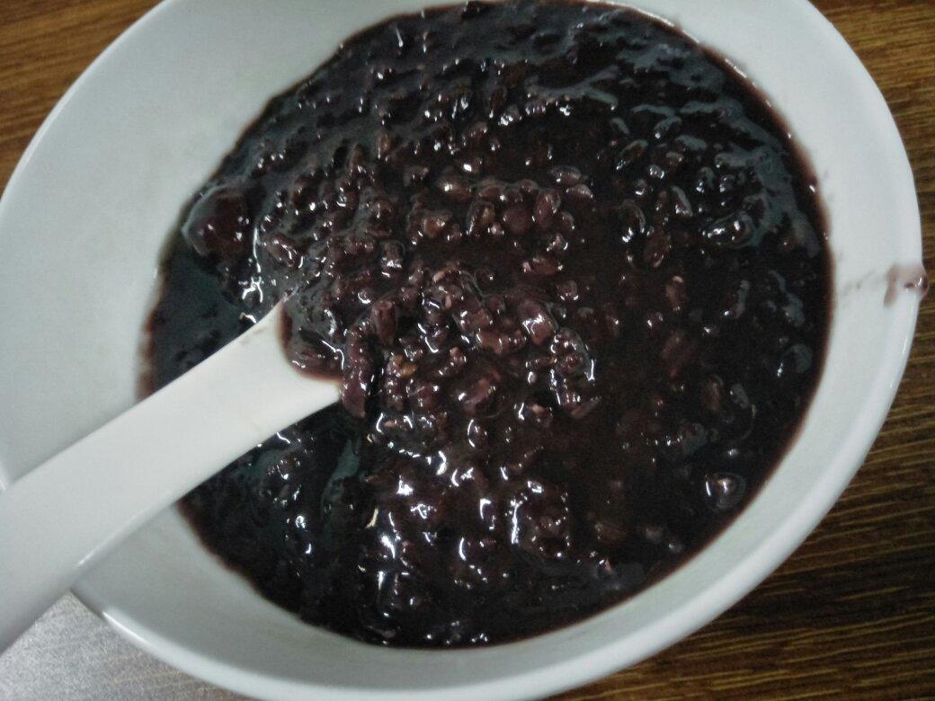 手机用户0465wgtk做的养生黑米粥