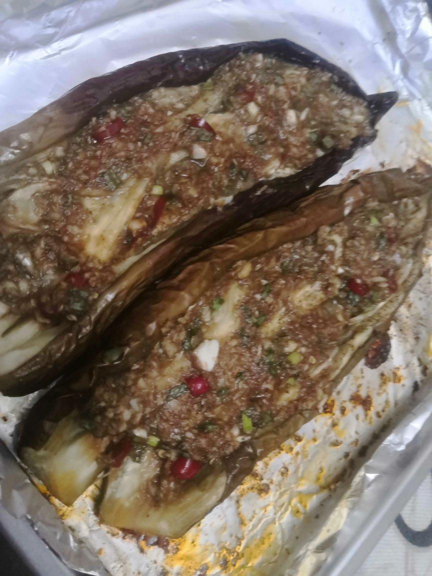 烤茄子-烧烤店最赚钱的就是它了，偷学秘方自己在家就能轻松做，价格还便宜一大半！