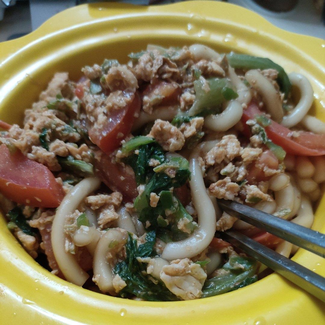 比路边摊好吃百倍的火腿炒土豆粉