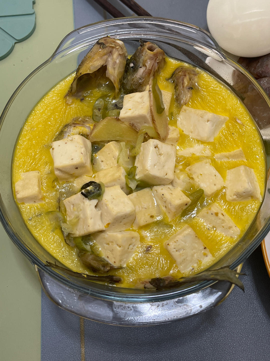 昂刺鱼豆腐汤（黄辣丁）