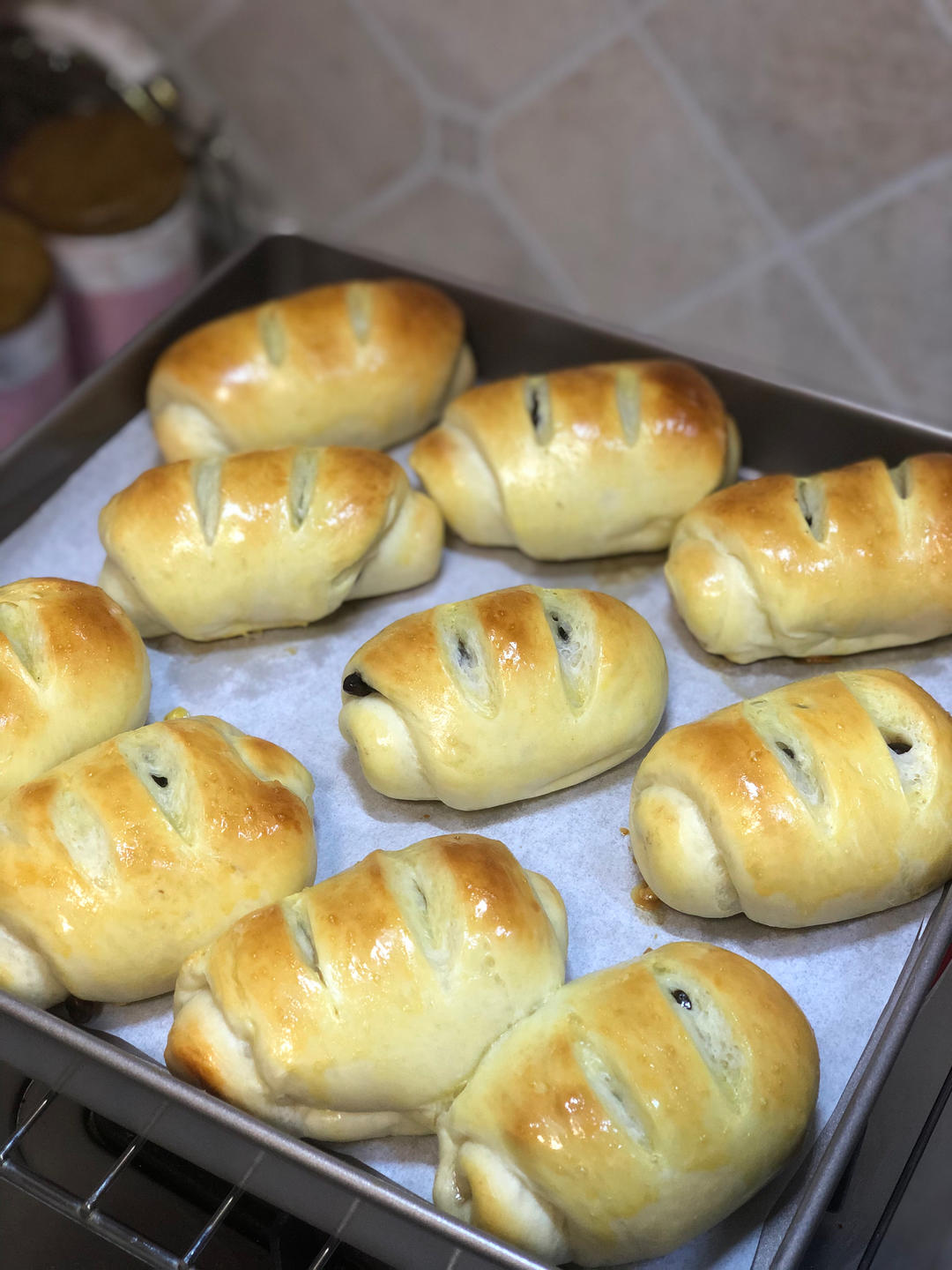 红豆面包卷(香甜美味)