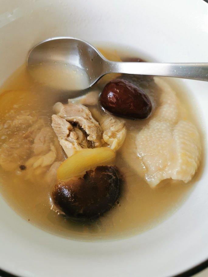 炖鸡汤