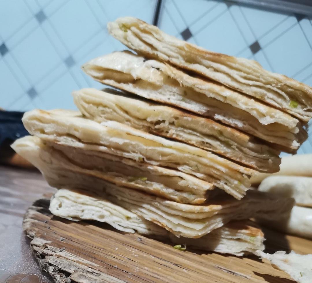 比蛋糕还好吃的发面千层饼，做法简单