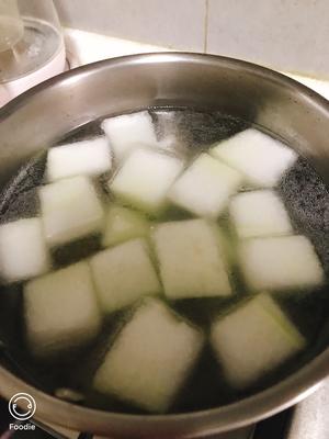 超简单咸肉冬瓜汤的做法 步骤2