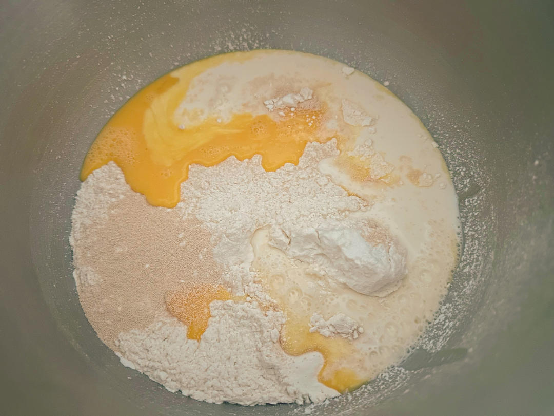 纯奶手撕吐司的做法 步骤1