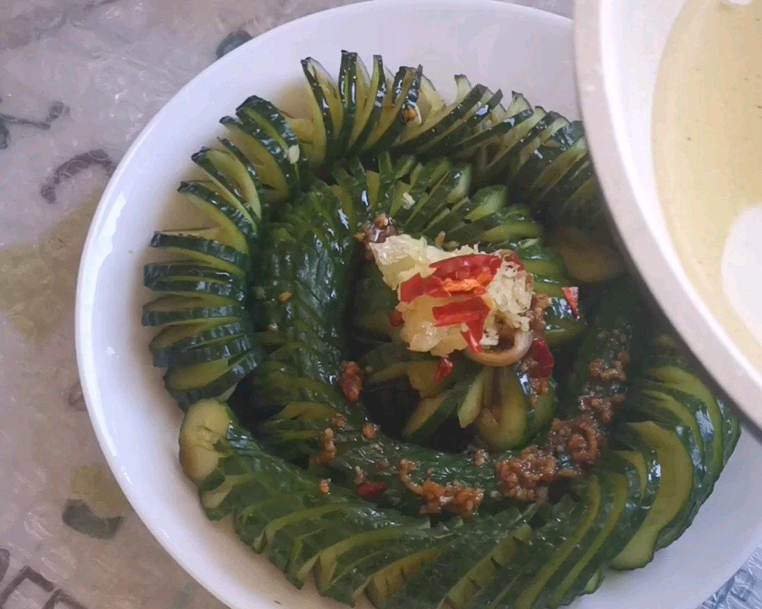 29.蓑衣黄瓜【羊小姐de午餐】的做法