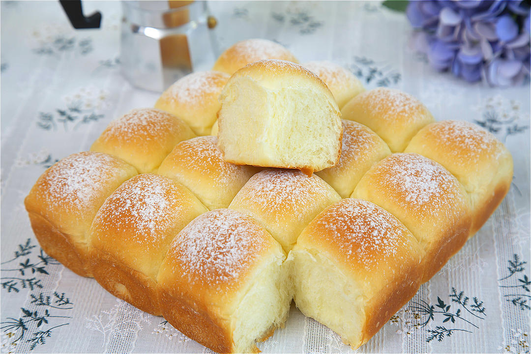 纯奶手撕吐司的做法 步骤1