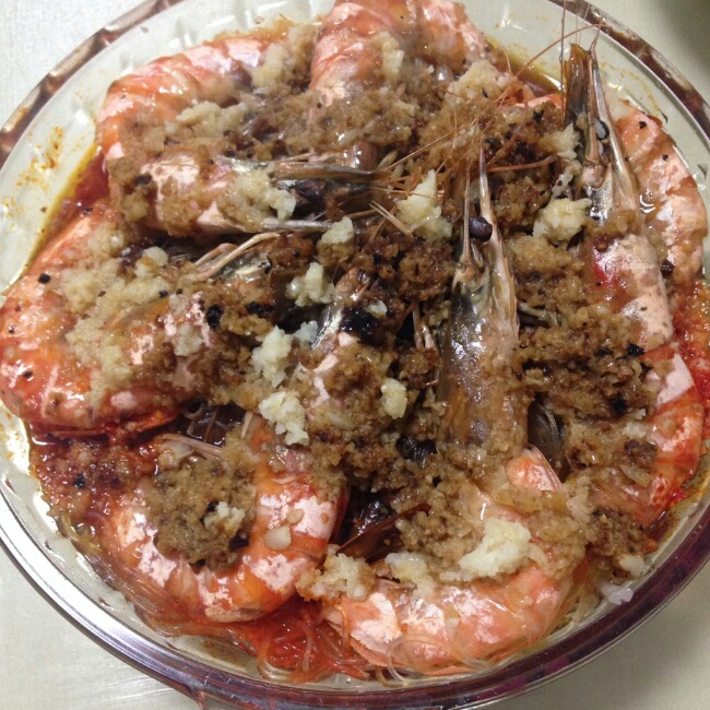 蒜蓉粉丝蒸大虾