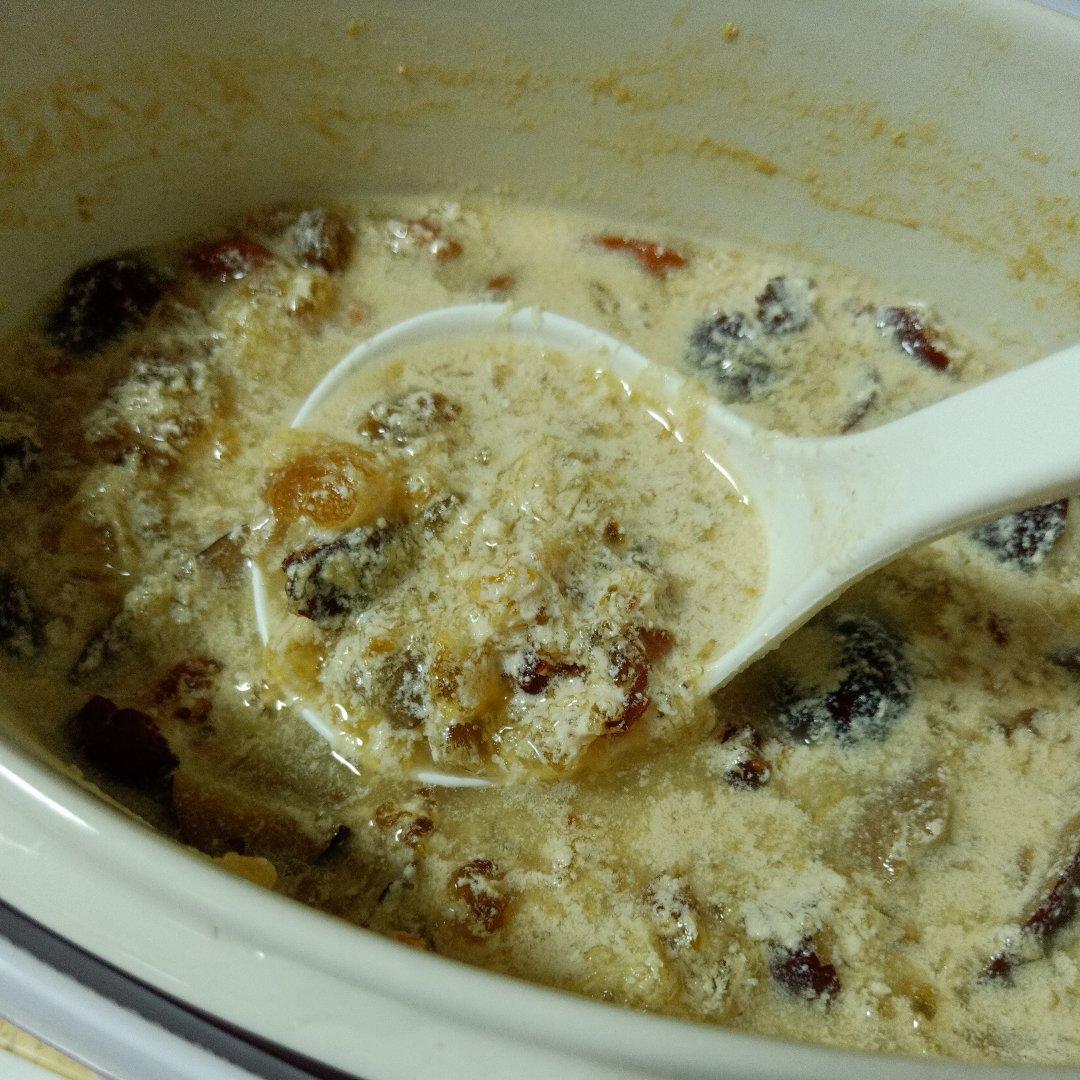 牛奶桃胶炖燕窝