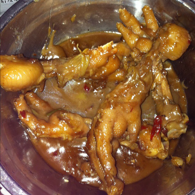 红烧鸡脚