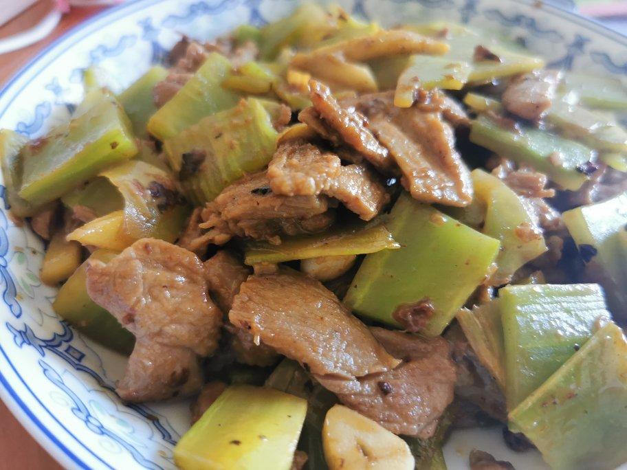 莴笋炒肉