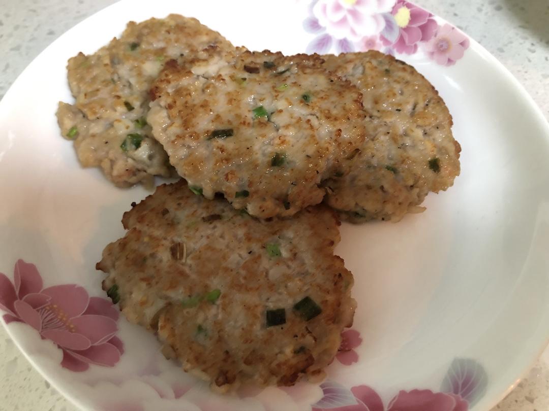 宝宝版鲜虾猪肉藕饼的做法