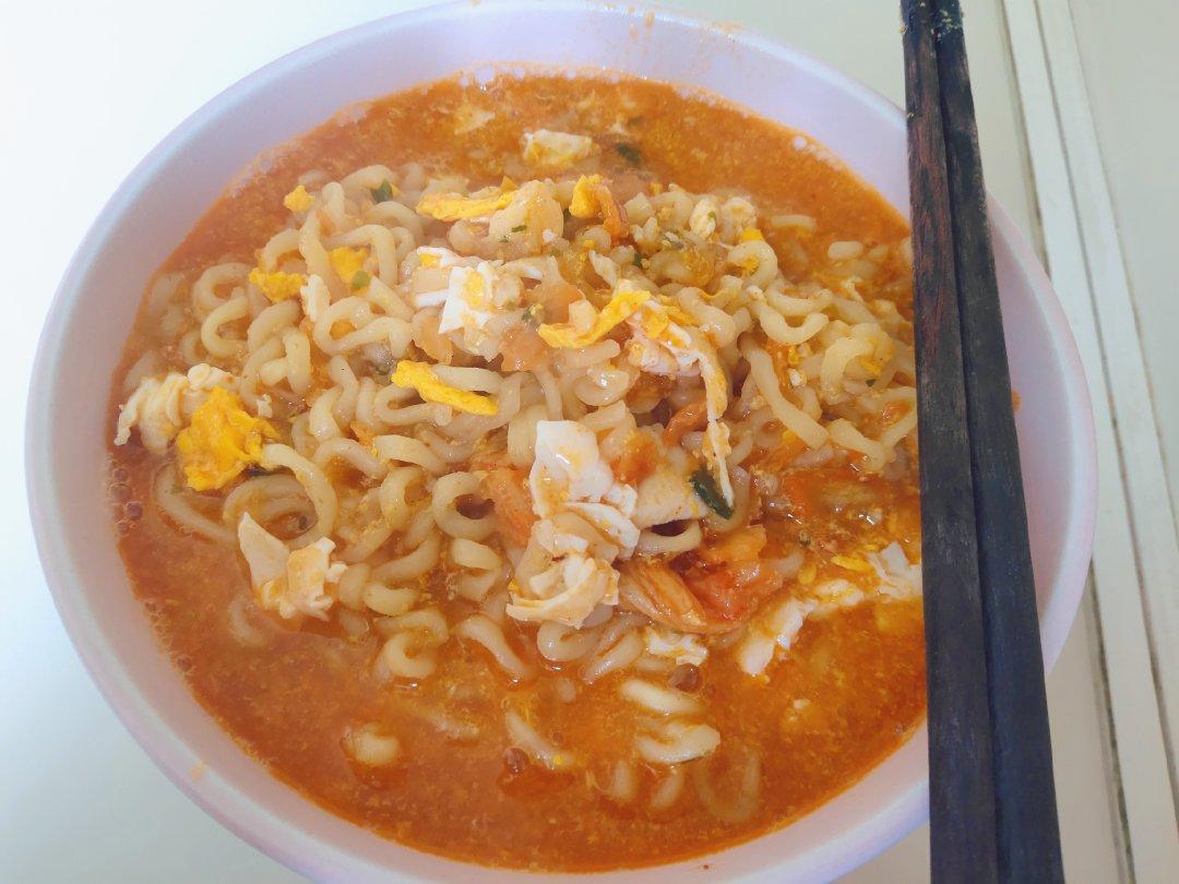 辣白菜芝士泡面