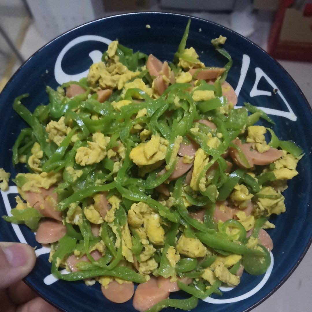 青椒炒火腿肠鸡蛋