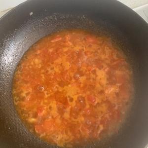 西红柿牛肉卷金针菇煲的做法 步骤5