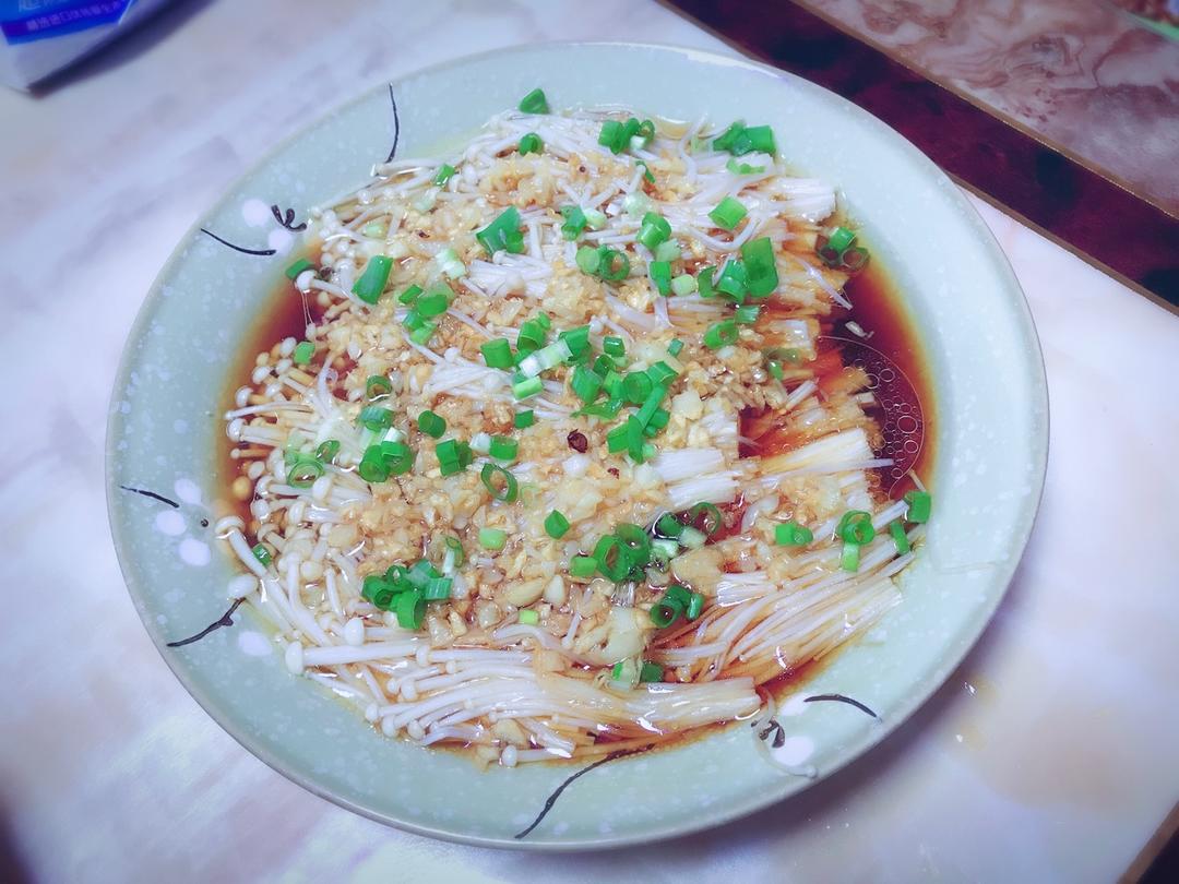 蒜蓉蒸金针菇