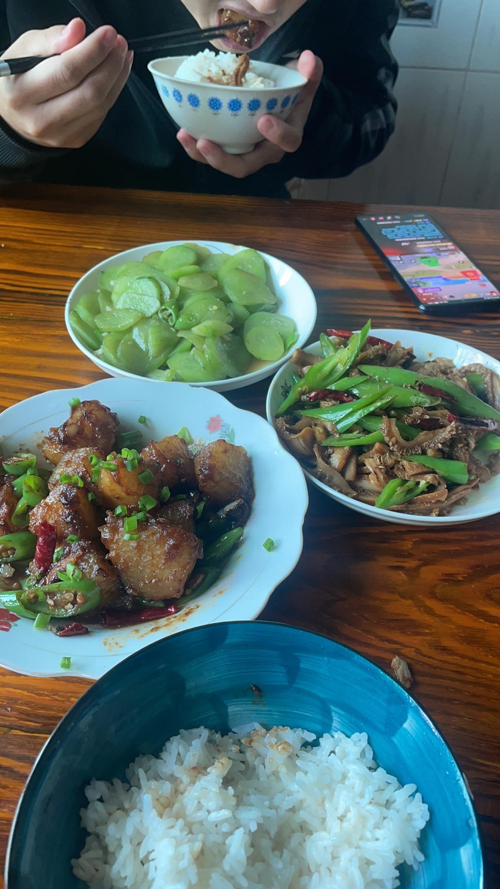 红烧冬瓜最完美做法，不加一滴水，瞬间秒杀红烧肉